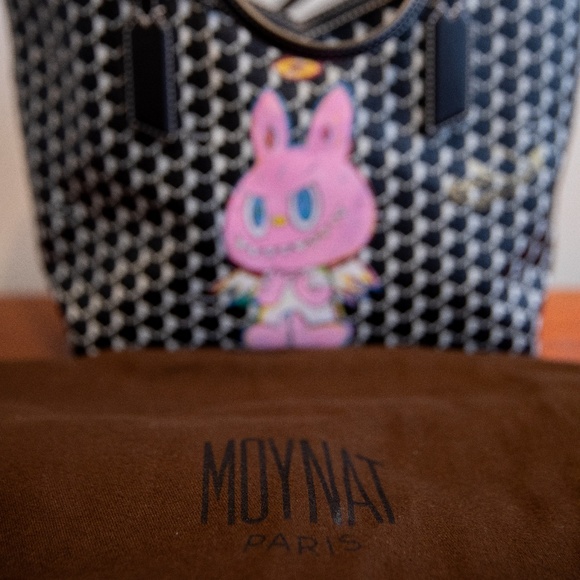 SIGNED BY ARTIST MOYNAT x KASING LUNG Collection M Tote Bag NEW Limited Edition - Picture 14 of 17